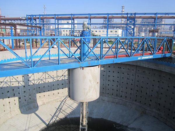 NZS型中心傳動(dòng)濃縮機(jī)